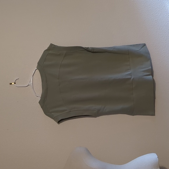 Athleta V Neck Sleeveless Sweatshirt - Picture 5 of 5